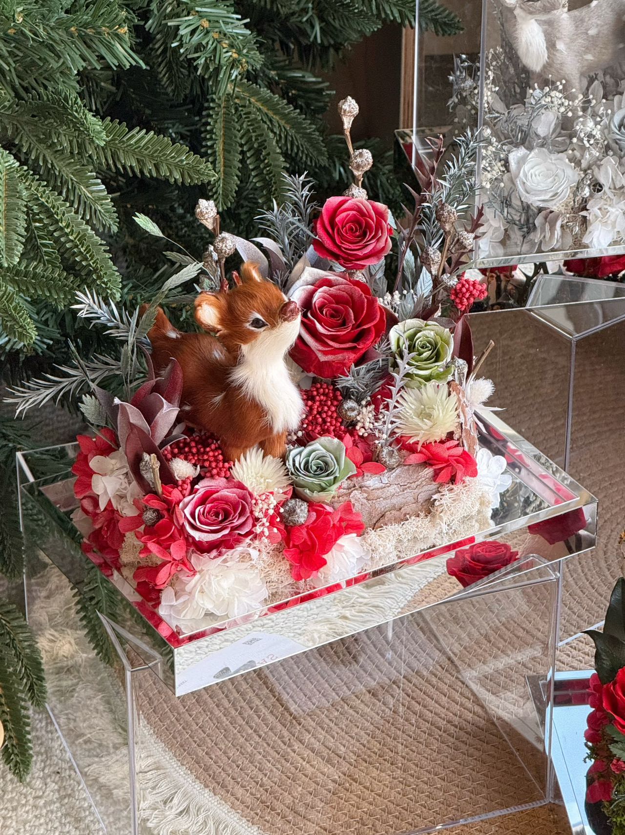 Eternal Rose Gift Box Real Flower Eternal Flower Luxury Birthday Gift Wedding Proposal Anniversary Gift Valentine's Day Gift Mother's Day GiftChristmas garden