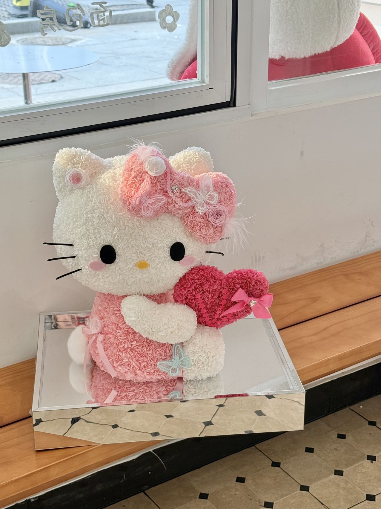 Eternal Rose Gift Box Real Flower Eternal Flower Luxury Birthday Gift Wedding Proposal Anniversary Gift Valentine's Day Gift Mother's Day GiftHello Kitty