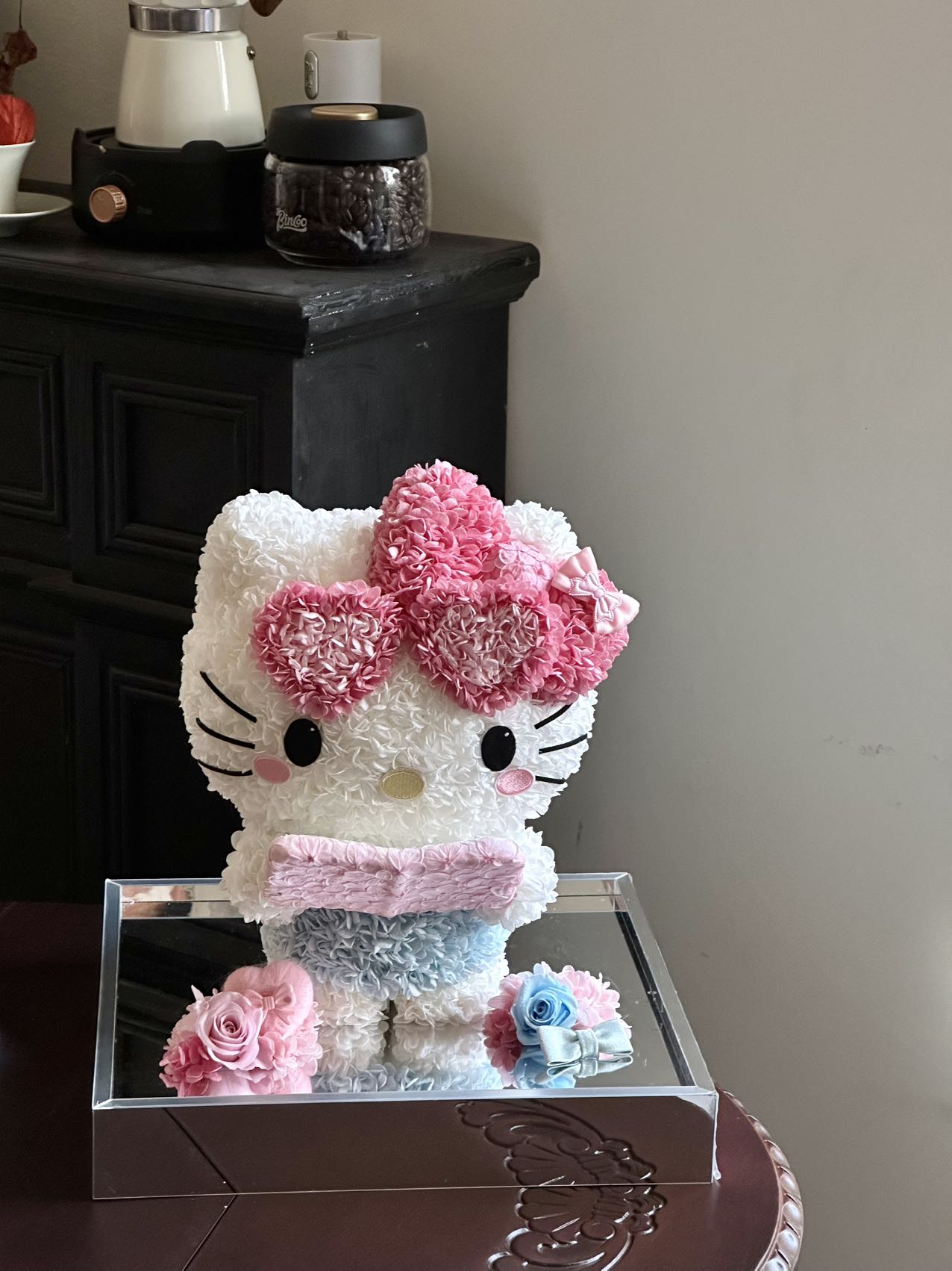 Eternal Rose Gift Box Real Flower Eternal Flower Luxury Birthday Gift Wedding Proposal Anniversary Gift Valentine's Day Gift Mother's Day GiftReading Kitty