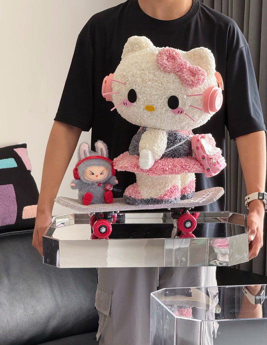 Preserved Rose Gift Box Hello Kitty Skateboarding Real Flower Preserved Flower Luxury Birthday Gift Wedding Proposal Anniversary Gift Valentine's Day Gift Mother's Day Gift Children's Day Gift
