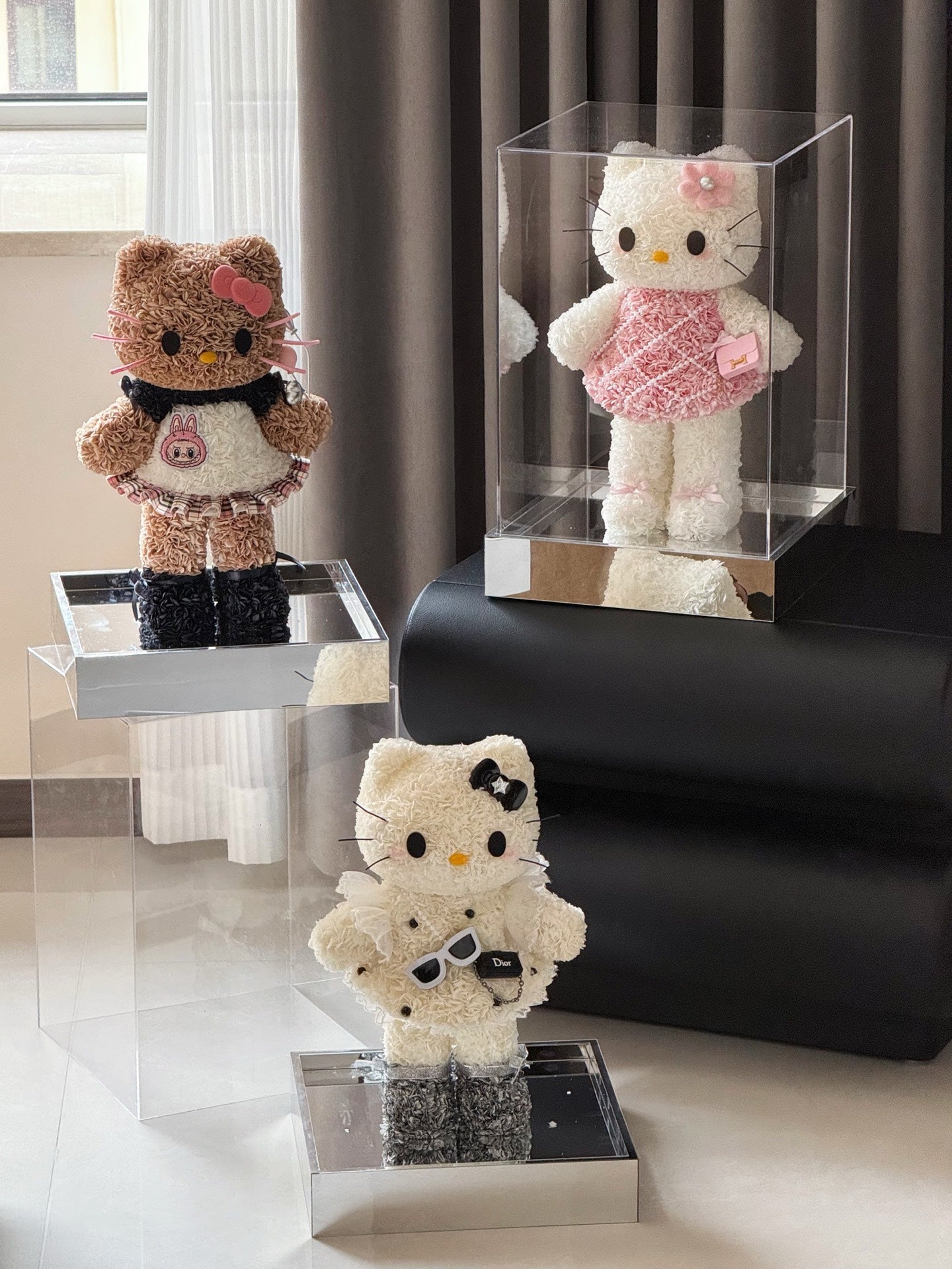 Preserved Rose Gift Box Hello Kitty Real Flower Preserved Flower Luxury Birthday Gift Wedding Proposal Anniversary Gift Valentine's Day Gift Mother's Day Gift Children's Day Gift