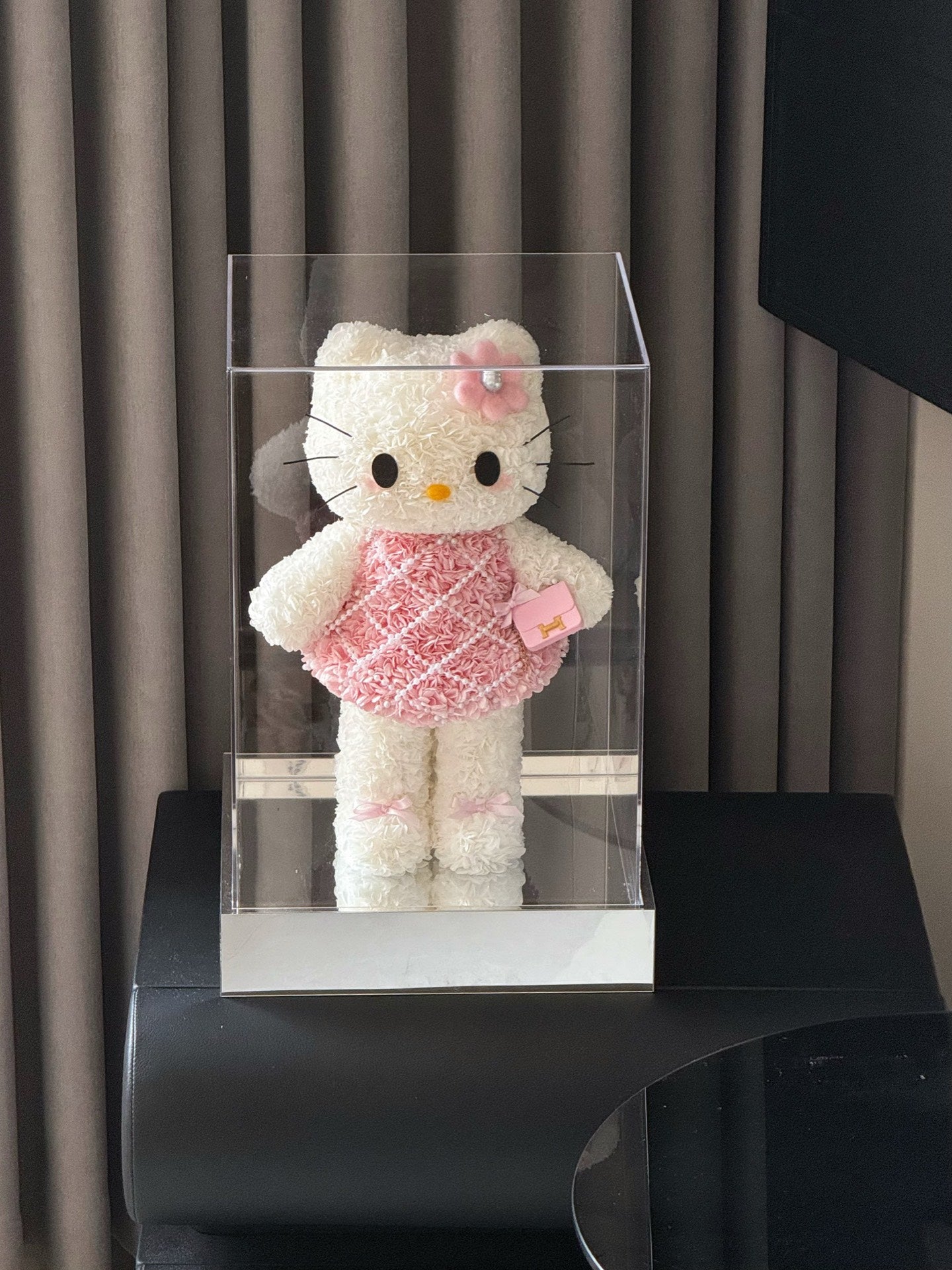 Preserved Rose Gift Box Hello Kitty Real Flower Preserved Flower Luxury Birthday Gift Wedding Proposal Anniversary Gift Valentine's Day Gift Mother's Day Gift Children's Day Gift